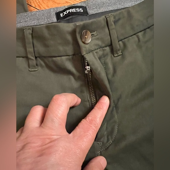 Express Skinny Chinos pants, army green color size W29/L32. Excellent condition - Picture 4 of 12